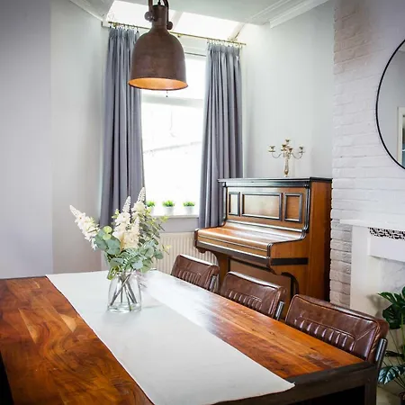 Tatil Evi Stylish 3-bed House - Salford Quays & Mediacity *