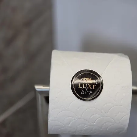 Дом отдыха Suburban Luxe By Luxe Sleep *