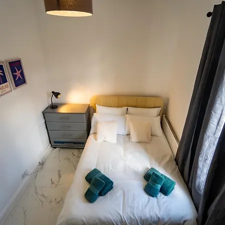 Tatil Evi Stylish 2 Bedroom With Free Parking Manchester