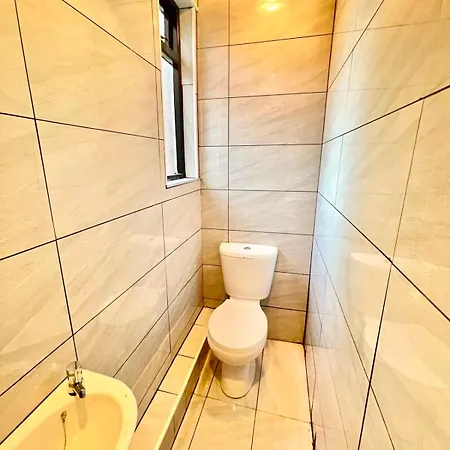 Feriehus 6 Bedroom House - Next To Parklife Festival *