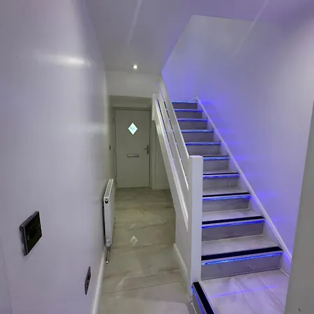 Luxe Retreat * Манчестер