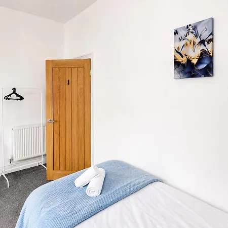 Cosy 3br House With Ps4 & Free Parking Manchester