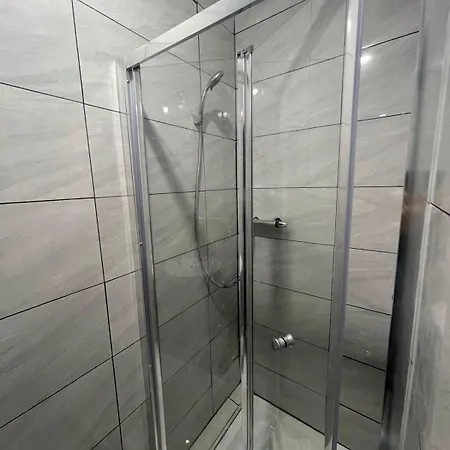 Tatil Evi 6 Bedroom House - Next To Parklife Festival