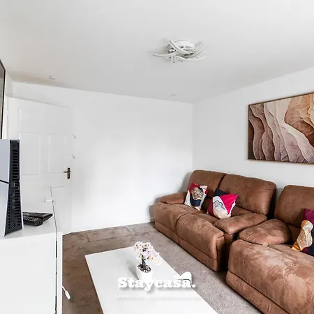 Nyaraló Stylish 6br W Parking & Gym