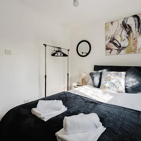 Cosy 2br - Sleeps 6 - Etihad - Free Parking * Manchester