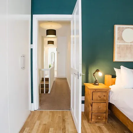 Tatil Evi Stylish 3-bed House - Salford Quays & Mediacity *