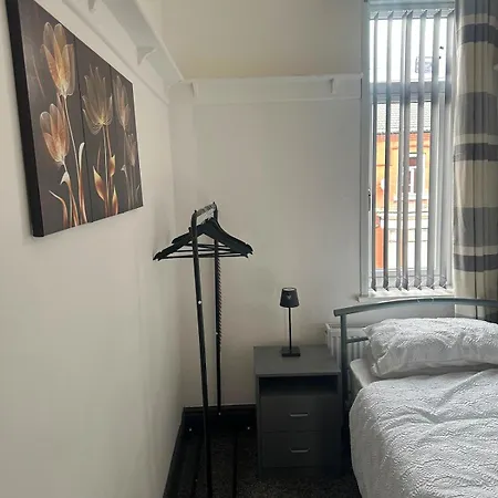 Tatil Evi Cosy Spacious 4 Bedroom Close To Centre