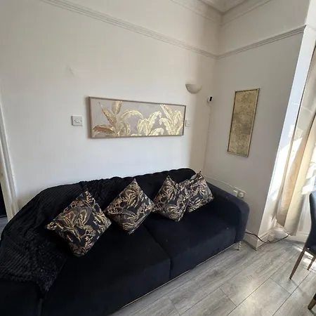 Alma Shared House * Manchester