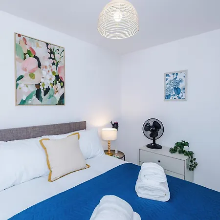 Sleeps 5 Near Centre Free Parking Tatil Evi *