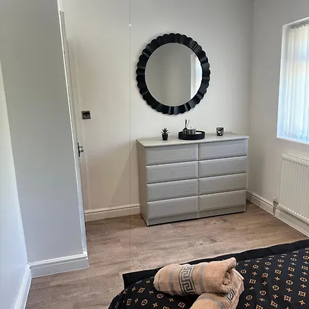 Luxe Retreat