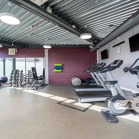 For Students Only - Student Quarter Near Of Salford Daire
