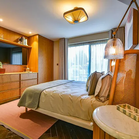 Exquisite 2bed Coach House, 10min To Cc, Terrace بيت للعطل *