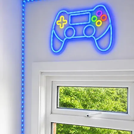 Feriehus Cosy 3br House With Ps4 & Free Parking *