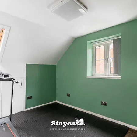 Stylish 6br W Parking & Gym * Manchester