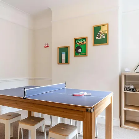 4br With Games Salford Sleeps 7 Nyaraló Manchester