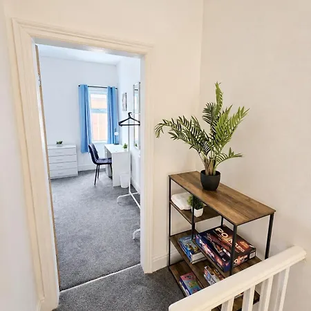 Cosy 3br House With Ps4 & Free Parking Feriehus