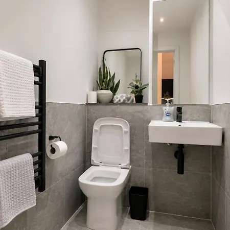 Luxury Urban Townhouse Manchester
