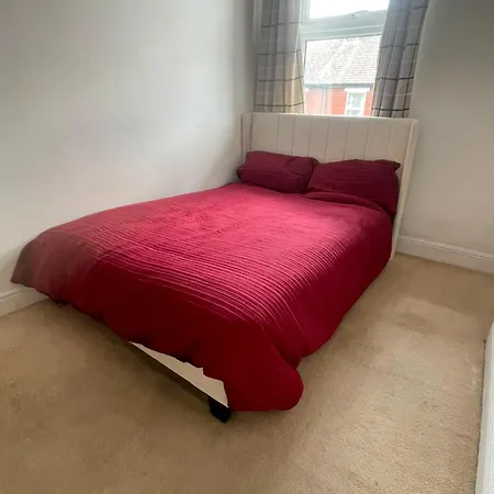 5 Bedrooms In The Heart Of Salford Maison d'hôtes Manchester