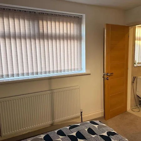 4 Bedroom Modern House In Prime Location