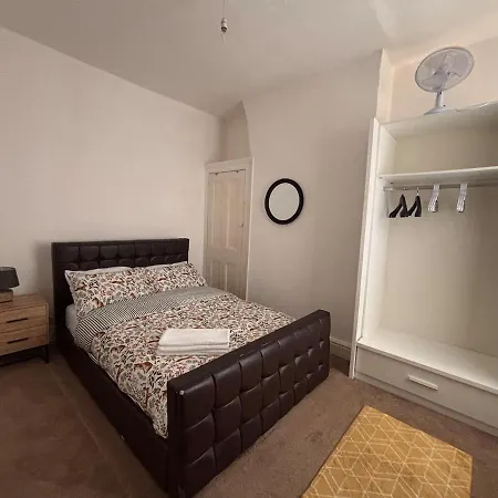 4br - Parking- Sleeps 7 - 2 Baths - Long Дом отдыха *