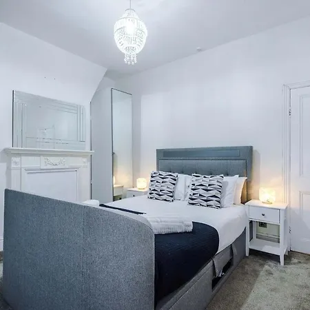 Nyaraló Old Trafford Sleeps 6 Wifi Free Parking Manchester