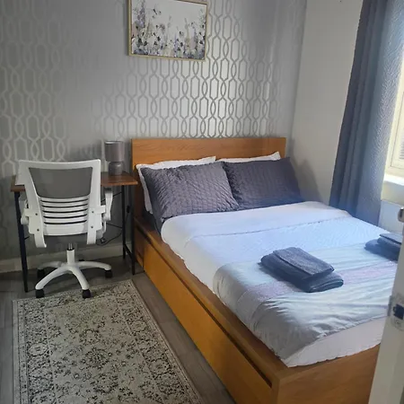 Гостевой дом Honey Hearth Homes Манчестер