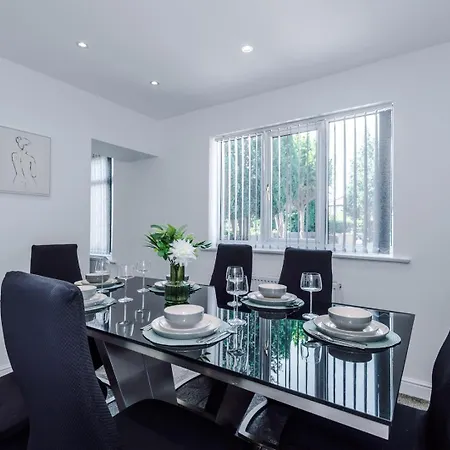 Tatil Evi Modern Chorlton | Parking | & Airport