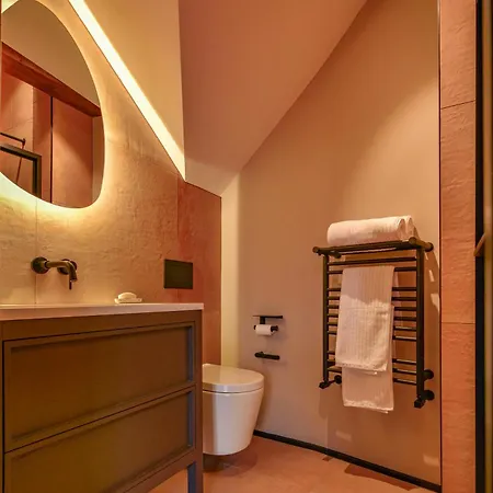 Exquisite 2bed Coach House, 10min To Cc, Terrace