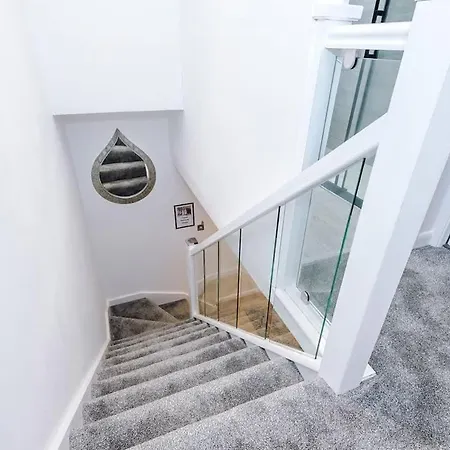 Stylish Mcr 2br Parking Near Etihad & Co-op Nyaraló Manchester