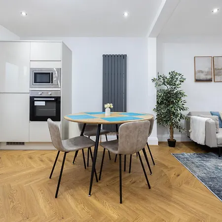 Tatil Evi Entire Next To Trafford Centre