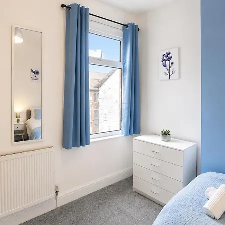Cosy 3br House With Ps4 & Free Parking Feriehus