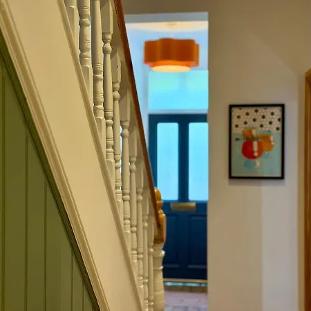 Sunlit Stylishly Restored Victorian * Manchester