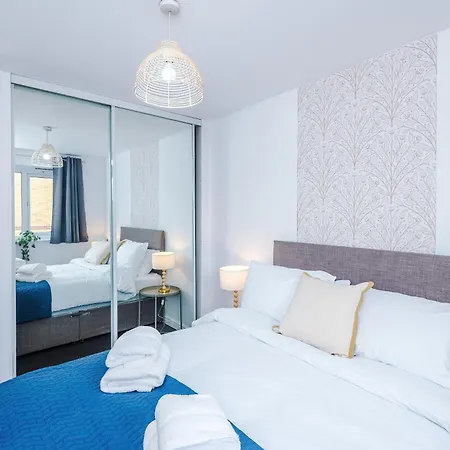 Sleeps 5 Near Centre Free Parking Tatil Evi Manchester