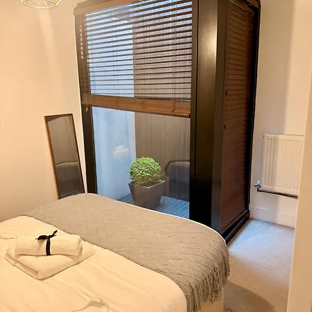 Nyaraló Modern 2 Bedroom Near Mediacity Uk Manchester
