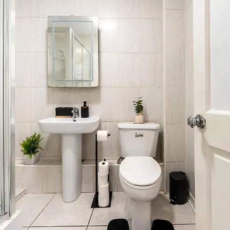 Cosy 2br - Sleeps 6 - Etihad - Free Parking * مانشستر