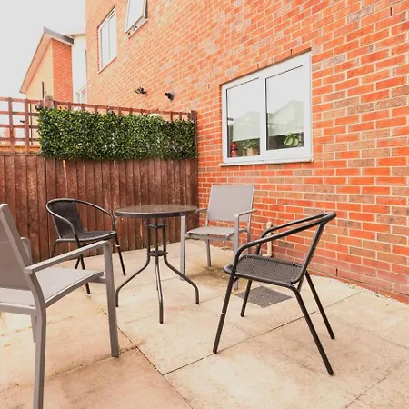 Gemstone Emerald - Cooplive - Etihad - Free Parking * Manchester