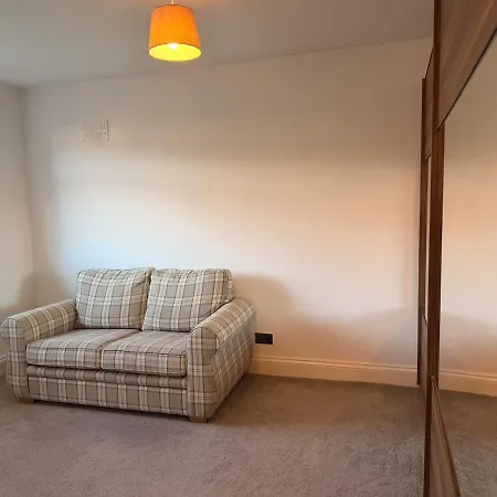 4 Bedroom Modern House In Prime Location