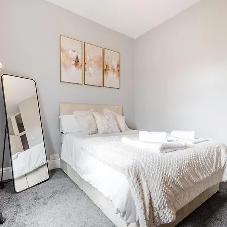 Modern 3br For 8 - Easy Access - Free Parking Nyaraló Manchester