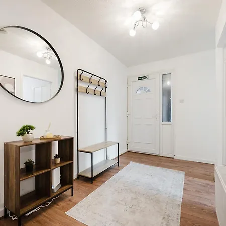 Nyaraló Cosy 2br - Sleeps 6 - Etihad - Free Parking Manchester