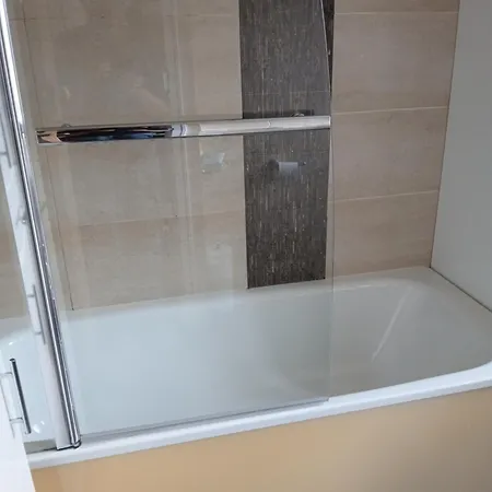7 Lomond Avenue 3* Манчестер