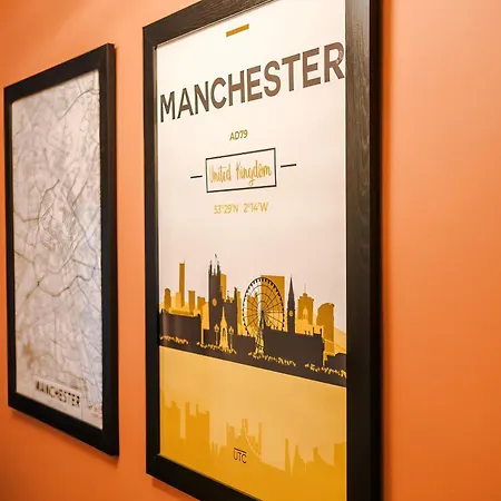 Spacious House With Free Parking Near Mediacityuk, Trafford Centre, Centre Tatil Evi Manchester