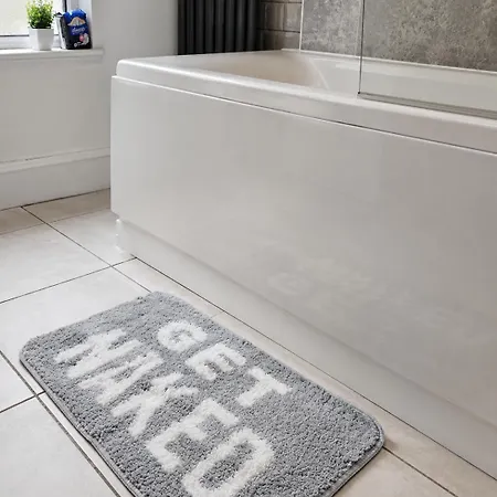 Cosy 3br House With Ps4 & Free Parking Feriehus *