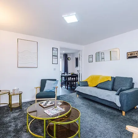 Sleeps 5 Near Centre Free Parking Tatil Evi Manchester