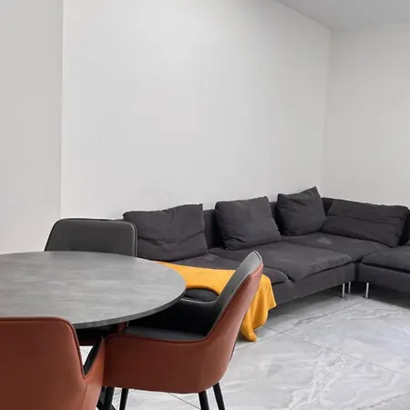 Tatil Evi House Sleeps 10 With Free Parking - Pets Welcome Manchester