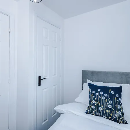 Sleeps 5 Near Centre Free Parking Vakantiehuis