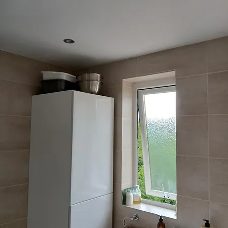 7 Lomond Avenue 3* Манчестер