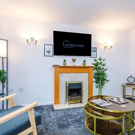 Sleeps 5 Near Centre Free Parking Manchester