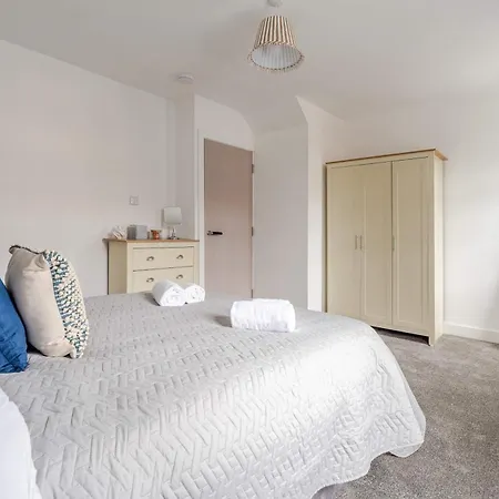 3br Parking Wifi Sleeps 8 Nyaraló Manchester