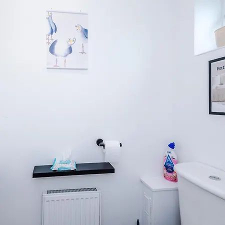 Sleeps 5 Near Centre Free Parking Vakantiehuis *