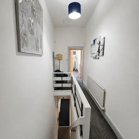 The Hydeaway * Manchester